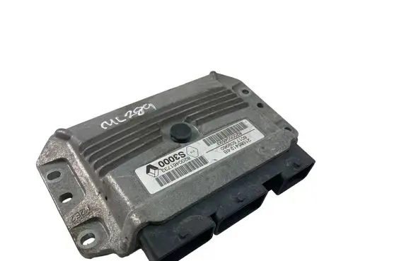 Renault Clio III Engine control unit/module 8200461733 8200504593