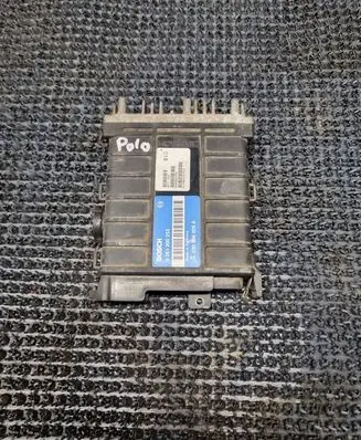 Volkswagen Polo II 86C 2F Engine control unit/module 030906026A 0261200253