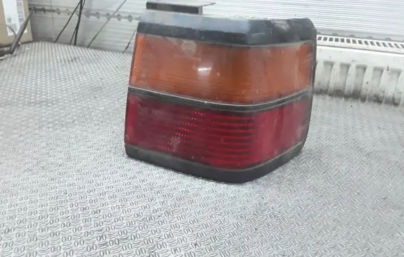 Volkswagen PASSAT B3 Rear/tail lights 357945258