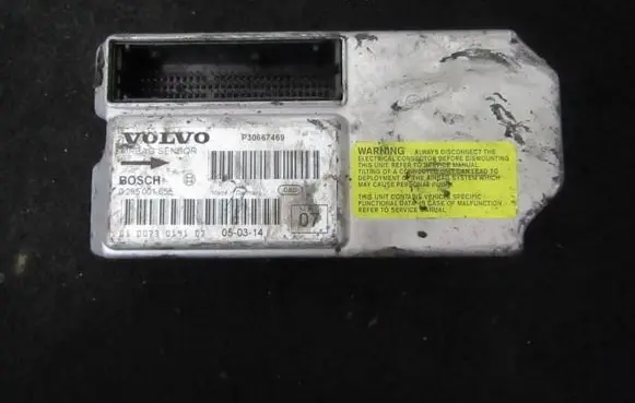 Volvo V70 Airbag control unit/module 0285001655 P30667469