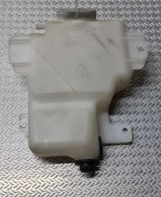 Mitsubishi Pajero Windshield washer fluid reservoir/tank 060351507