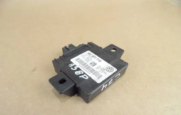 Audi A3 S3 8P Alarm control unit/module 1K0907719 198000B0EEE 510190352