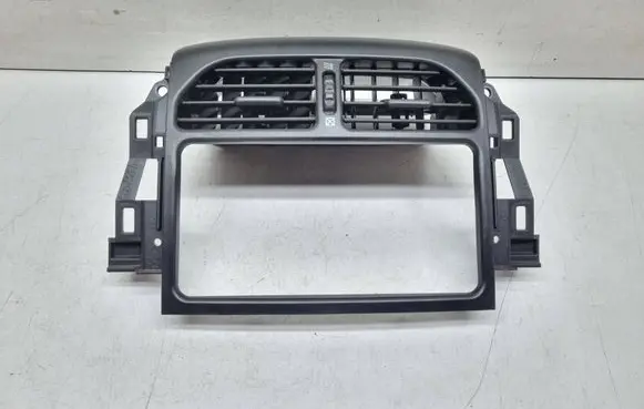 Toyota RAV 4 (XA20) Dash center air vent grill 4556442030