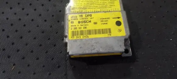 Mitsubishi Carisma Airbag control unit/module 0285001236 973430406