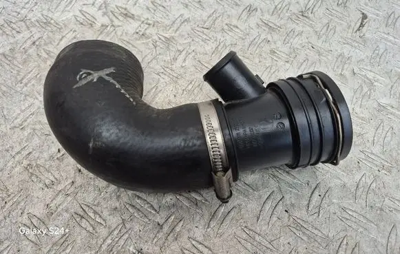 Intercooler hose/pipe