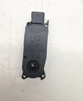 Dodge RAM Engine control unit/module 5877R1006