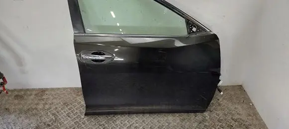 Nissan X-Trail T32 Front door 