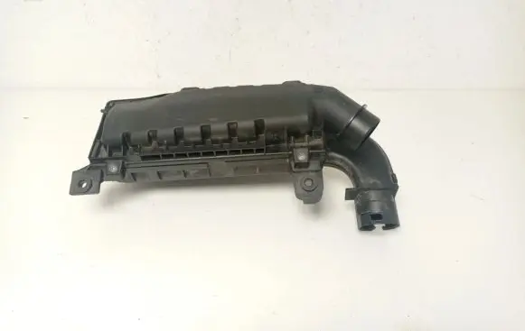 Opel Crossland X Air filter box 9812735680