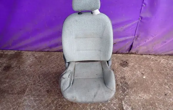 Peugeot Partner Front driver seat
