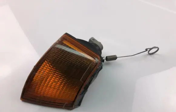 Seat Toledo I (1L) Front fender indicator light 961592
