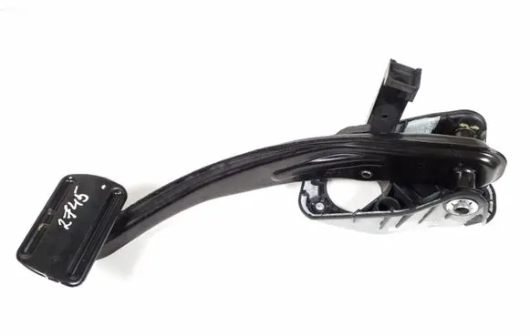 Mercedes-Benz ML W166 Brake pedal A1662900001