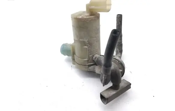 Mazda CX-3 Windscreen/windshield washer pump 