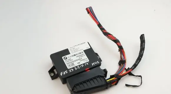 BMW X3 F25 Hand brake control module 6862808 0130970872
