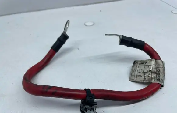 Positive cable (battery)