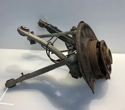 Mercedes-Benz E C207 W207 Rear wheel hub spindle/knuckle A2043500441 2043500441