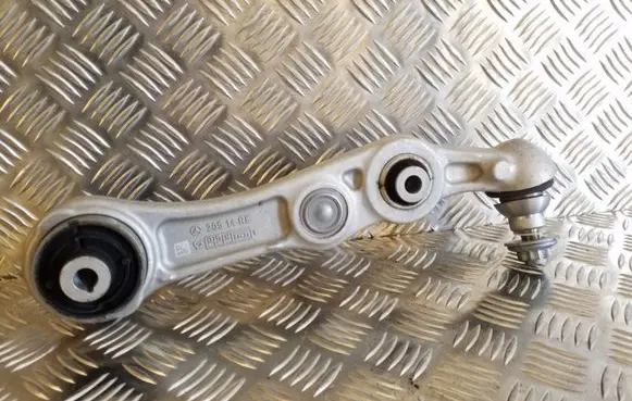 Mercedes-Benz C W205 Front lower control arm/wishbone 20514RE