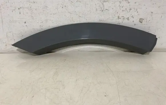 Audi Q8 Rear arch trim 4M8854820B 4M8854820A 4M8854820