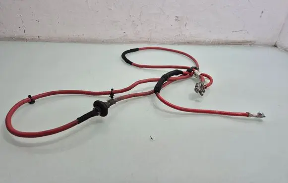 Mercedes-Benz GL X164 Positive cable (battery) A1645402730