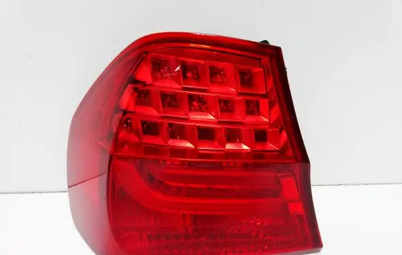 BMW 3 E90 E91 Rear/tail lights 7289425