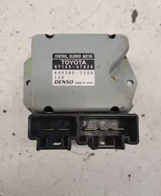 Toyota Prius (XW20) Heater blower motor/fan resistor 8716547020
