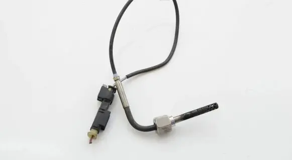 Mercedes-Benz C W204 Oil temperature sensor A0071537528