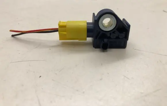 Mercedes-Benz E W212 Airbag deployment crash/impact sensor A2128204926