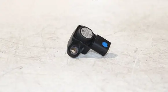 Mercedes-Benz Vito Viano W639 Air pressure sensor A0061531528 0261230144