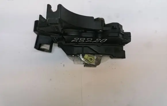 Mitsubishi Colt CZ3 Front door lock