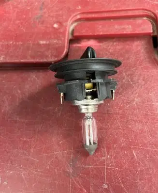 Volkswagen Touran I Headlight part 1300636277
