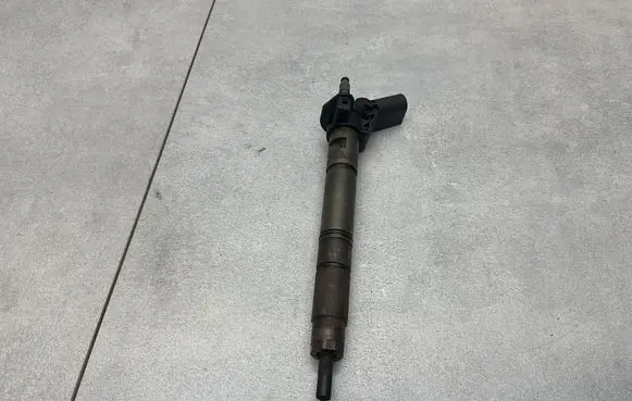 Audi A7 S7 4G Fuel injector 059130277CC 0445116040