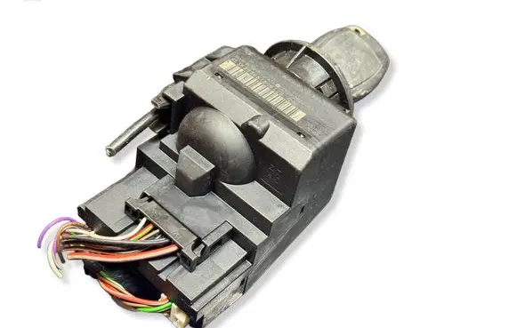 Mercedes-Benz Sprinter W906 Ignition lock A9069003303 3300302201