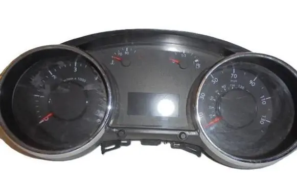 Peugeot 3008 I Speedometer (instrument cluster) 9666175180
