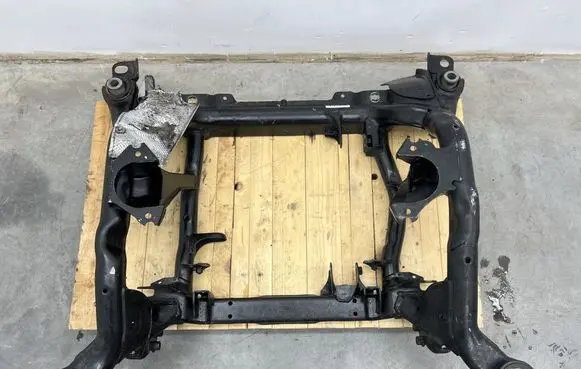 Mercedes-Benz ML W164 Front subframe MMAUTKO21431