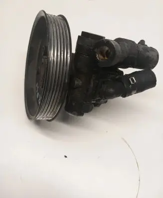 Audi A5 8T 8F Power steering pump 8K0145156L