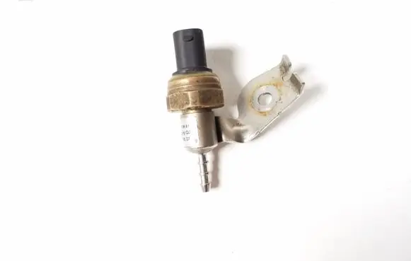 Sensor