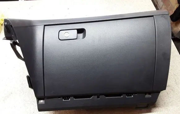 Volkswagen PASSAT B7 USA Glove box set 561857938 561857097