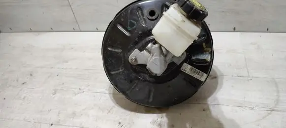 Renault Captur Brake booster 472103202R