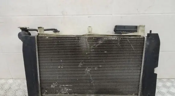 Toyota Avensis T250 Radiator set 