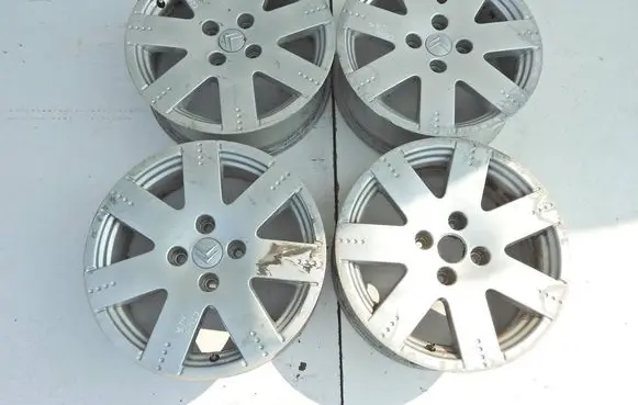 R16 alloy rim