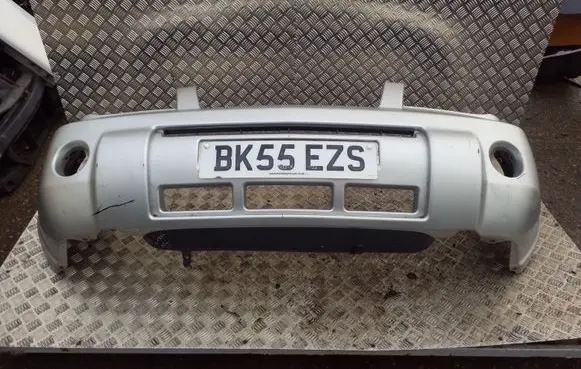 Nissan X-Trail T30 Front bumper
