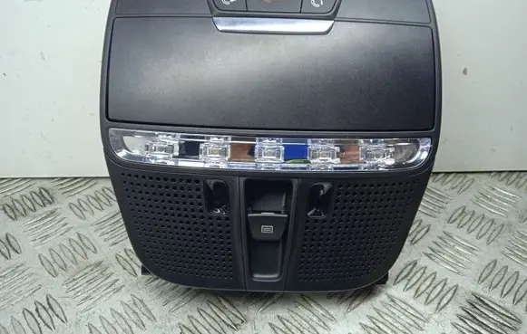 Mercedes-Benz GLC X253 C253 Front seat light A0009018503
