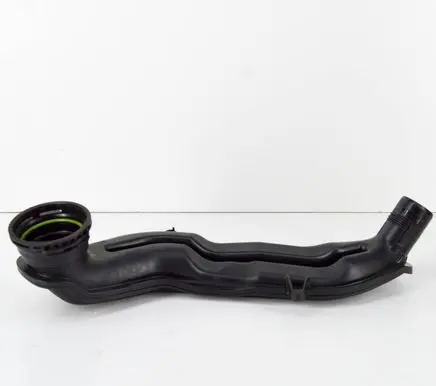 Audi Q2 - Intercooler hose/pipe 05E145674E 05E145673E
