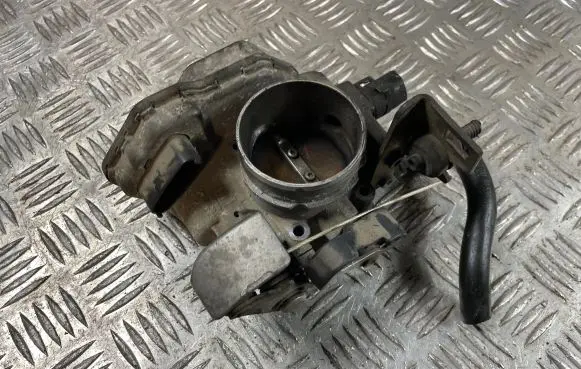 Opel Zafira A Throttle valve