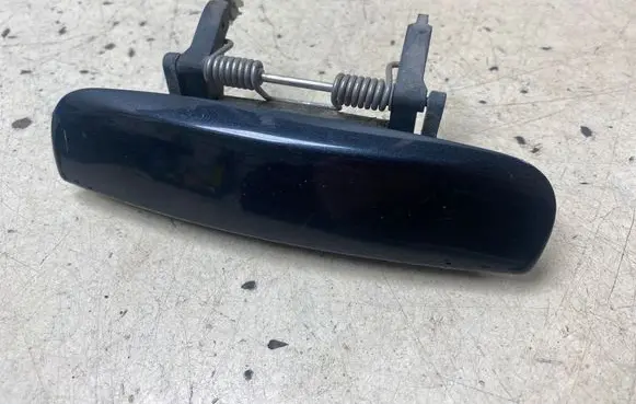 Audi A4 S4 B6 8E 8H Rear door exterior handle 8E0839207