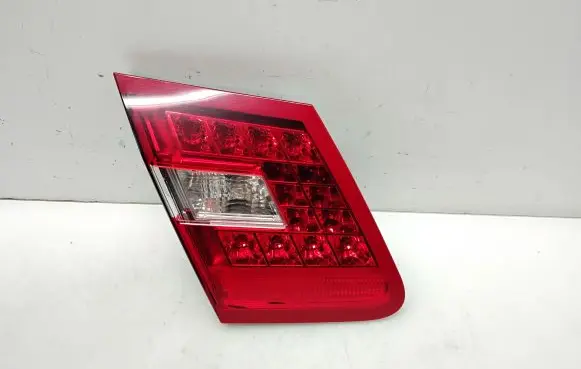 Mercedes-Benz E W212 Tailgate rear/tail lights A2129060158 A2128200764