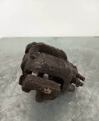 BMW 3 GT F34 Front brake caliper 7755660375