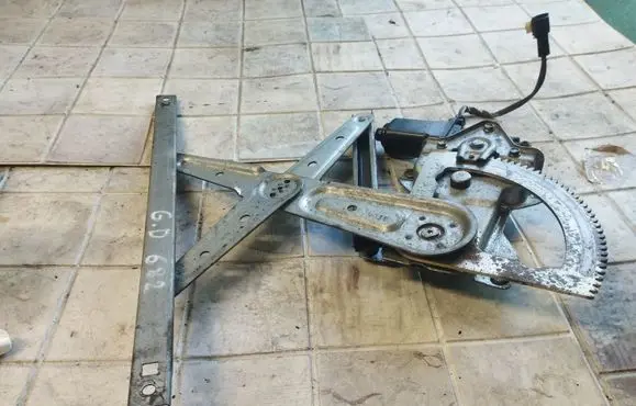 KIA Sorento Rear door window regulator with motor 834603E000
