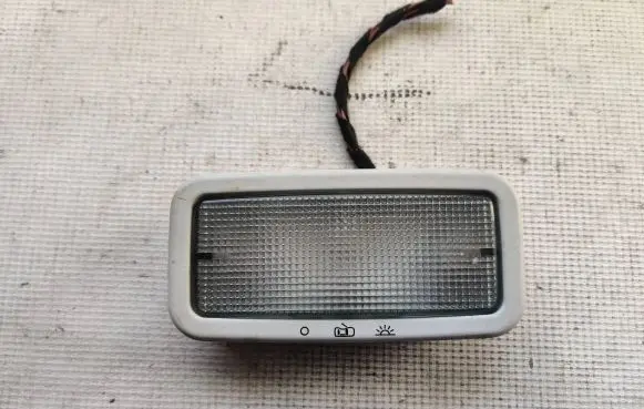 Volkswagen Transporter - Caravelle T5 Rear seat light 7H0947105A
