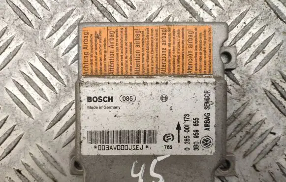 Volkswagen PASSAT B5 Airbag control unit/module 3B0959655