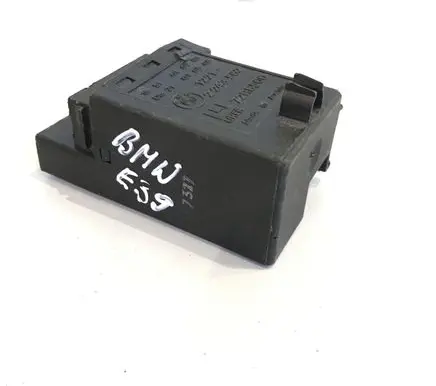 BMW 5 E39 Glow plug pre-heat relay 2243562 72RB500